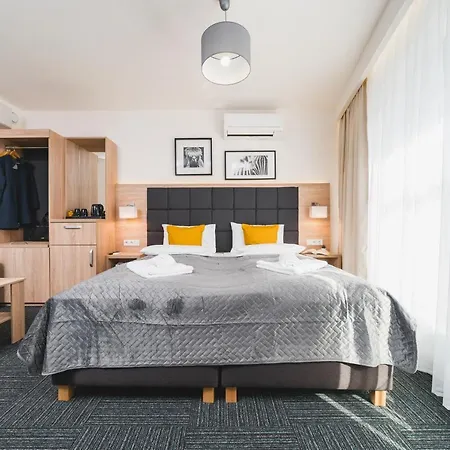 Hotel apartamentowy Aron Old Town