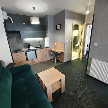 Aron Old Town Aparthotel 3*
